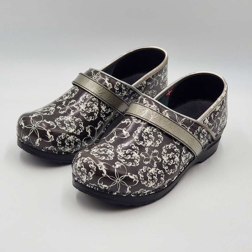 Sanita Danish Black & White Clogs - Picture 4 of 16